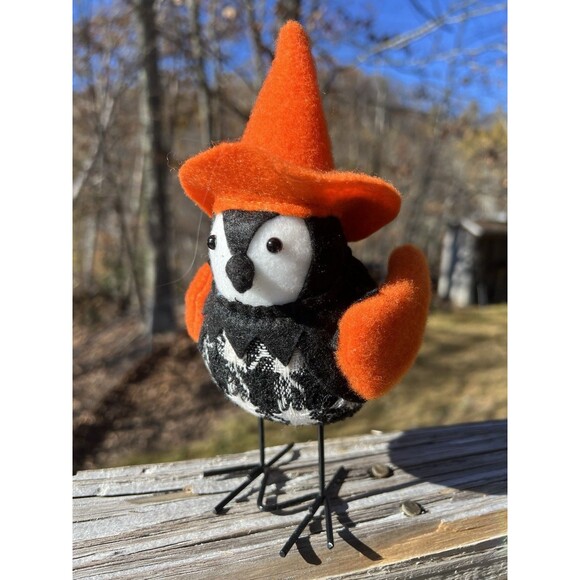 Featherly Friends - Hyde & Eek - Witch Halloween Collectible - Picture 1 of 6